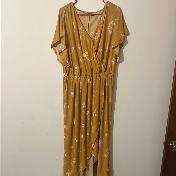 Ava & Viv Mustard Yellow Floral Dress - Picture 3 of 3